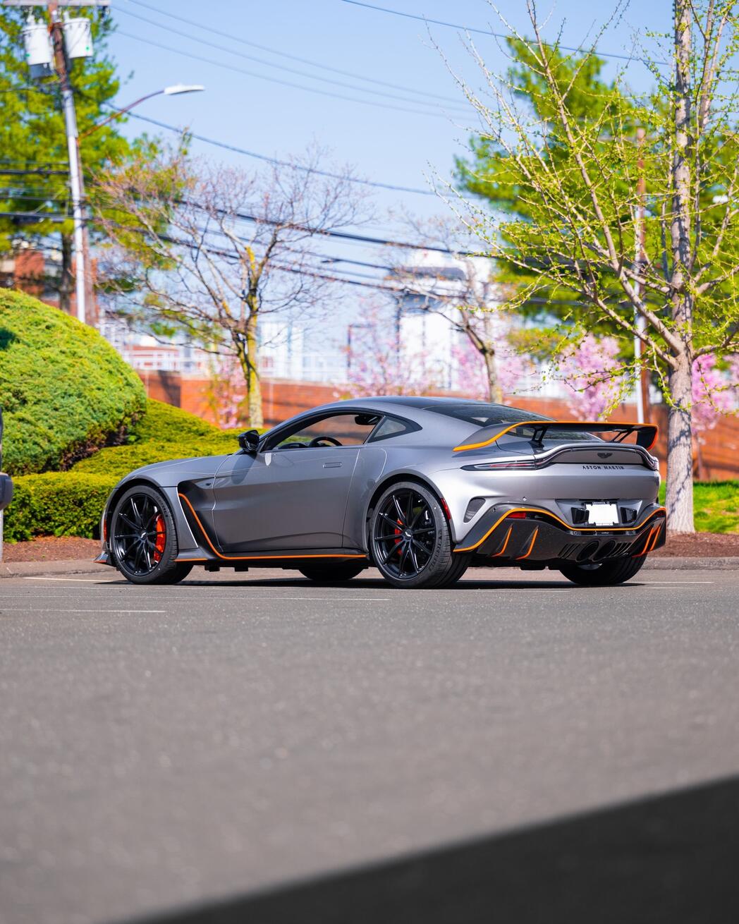 迈凯伦力克阿斯顿马丁,维斯塔潘惊艳四座的简单介绍 迈凯伦力克阿斯顿马丁,维斯塔潘惊艳四座的简单介绍