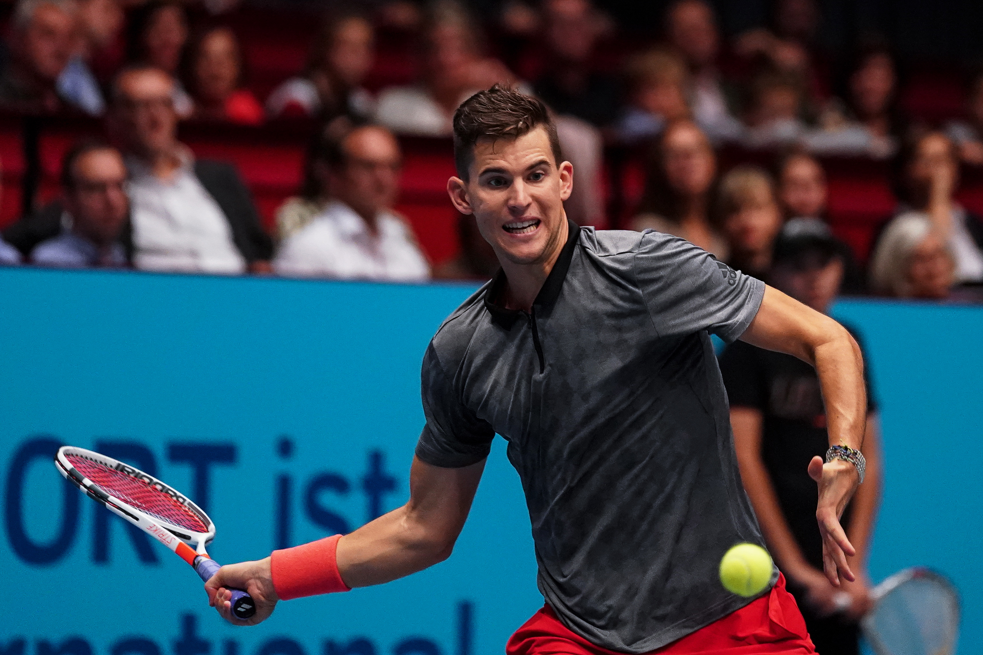 年终总决赛轻取澳网，蒂姆点燃赛场