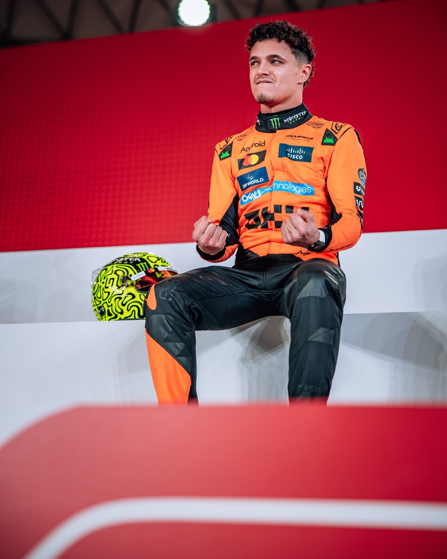 雷诺车队逆转索伯车队,汉密尔顿惊艳四座 雷诺车队逆转索伯车队,汉密尔顿惊艳四座