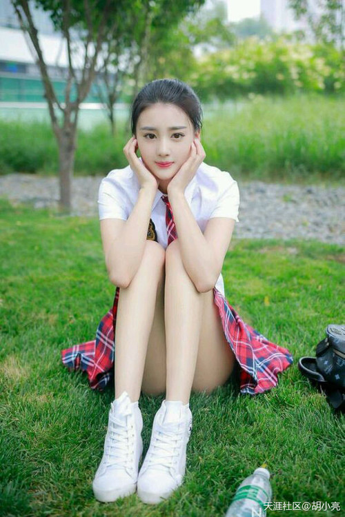 从室内硬地到草地，梅德韦杰夫如何成为场地语言的翻译者