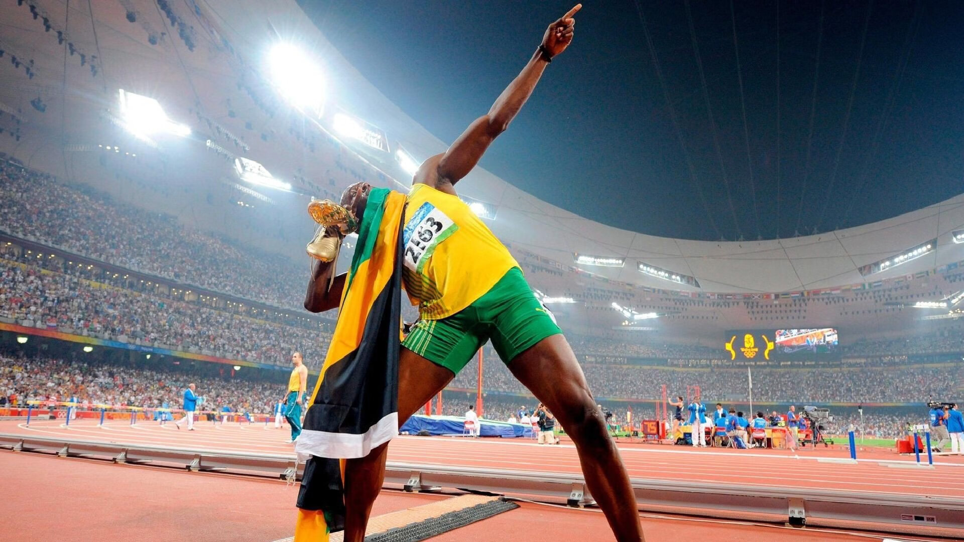 双星闪耀，萨拉赫魔法绝杀与马赛惊魂逆转