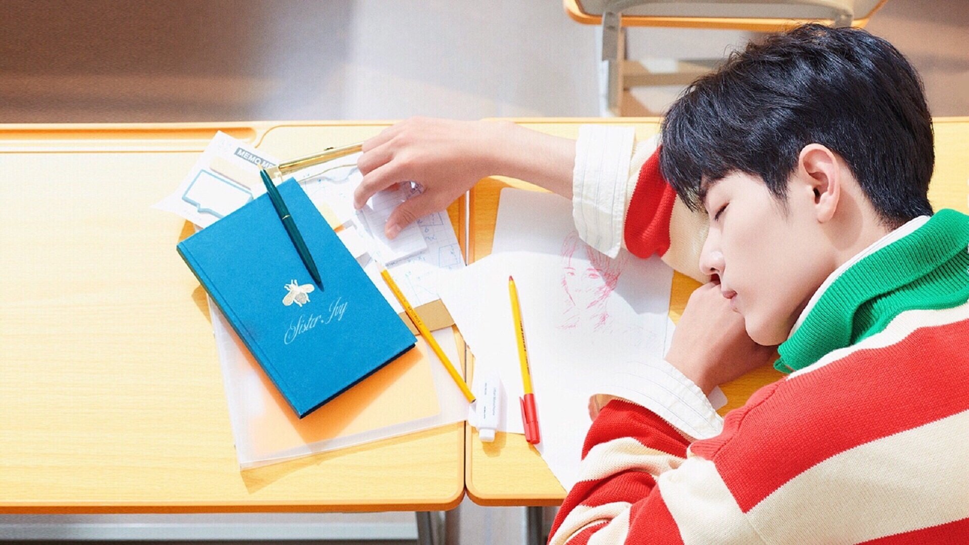 爱游戏入口-虚构的较量，当迪巴拉身披蓝白却点燃黄色海啸