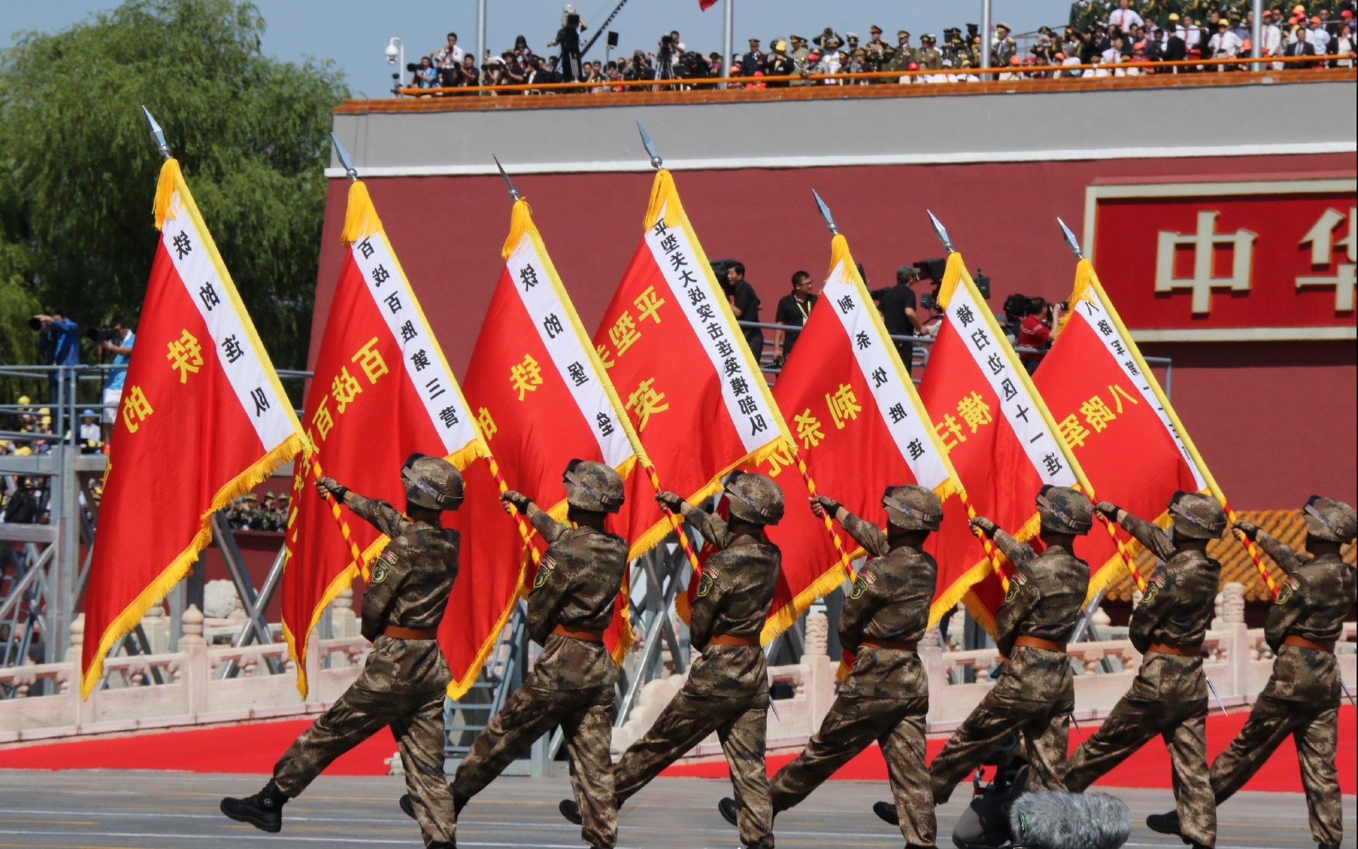 铜墙铁壁奥纳纳，多特蒙德爆冷智利之夜的隐形巨人