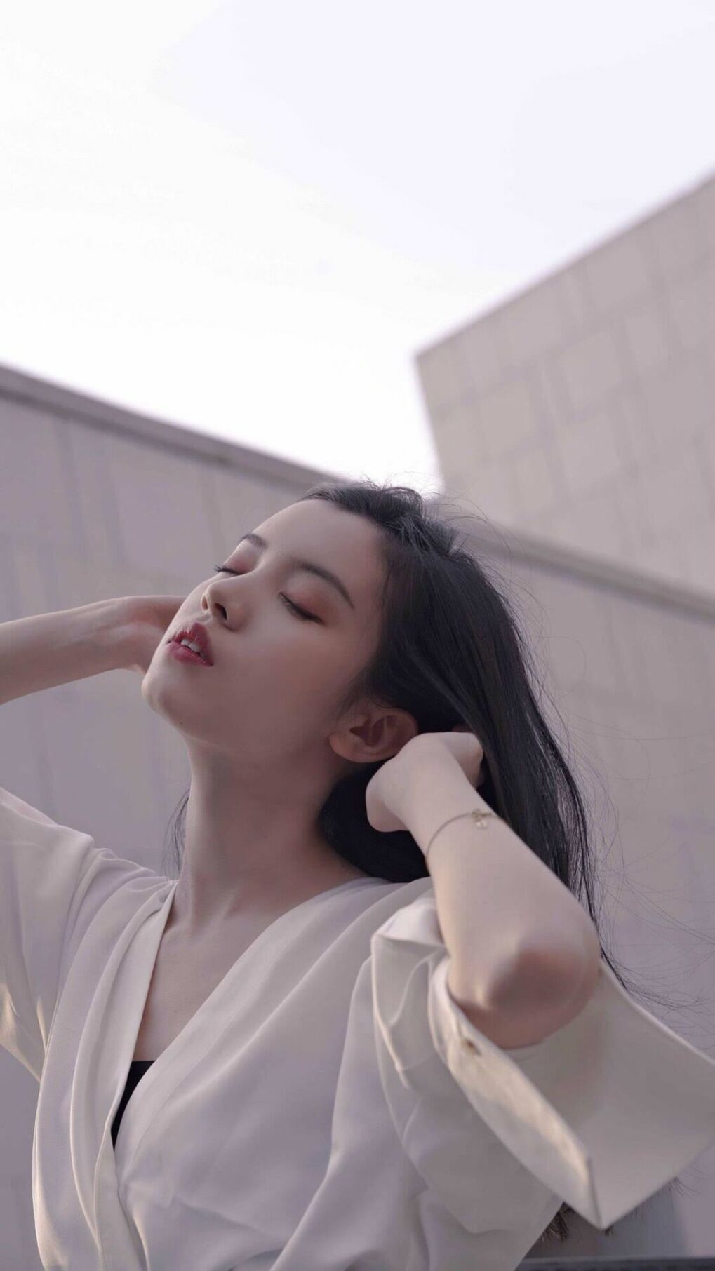 爱游戏官方-当纽约客遇上东北虎，范弗利特化身关键先生，尼克斯表演赛狂胜辽宁