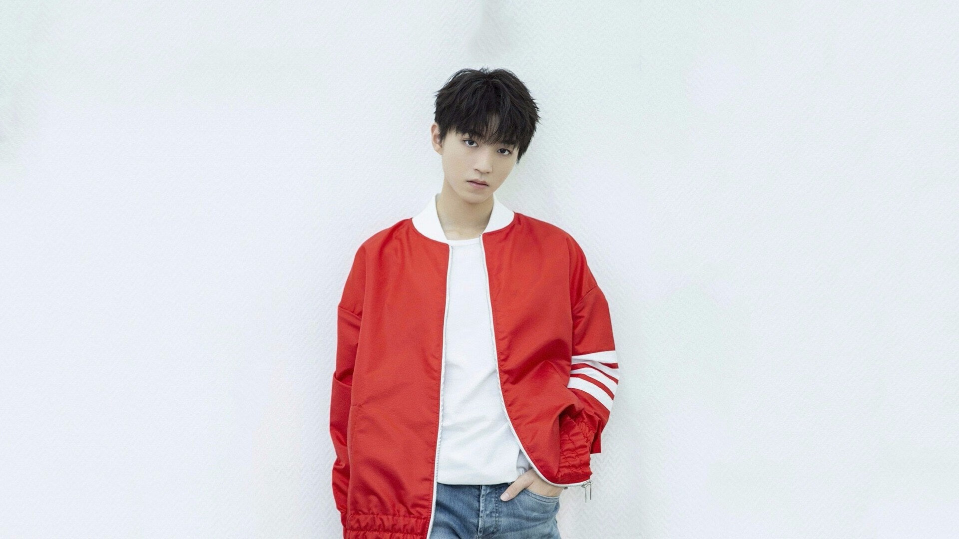 赛道与绿茵场的共鸣，F1争冠焦点战如乌拉圭加时绝杀巴拉圭