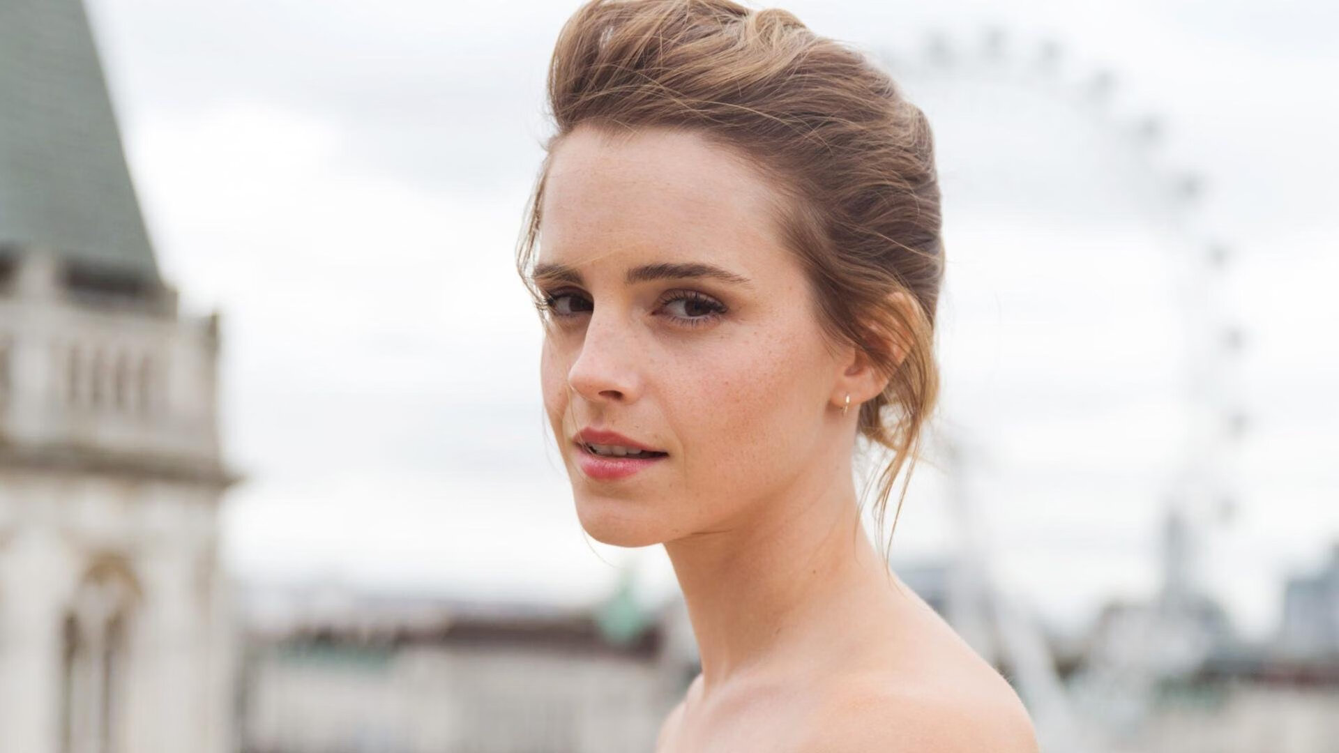 双星闪耀，当奥斯梅恩惊艳非洲，苏格兰绝杀震动世界